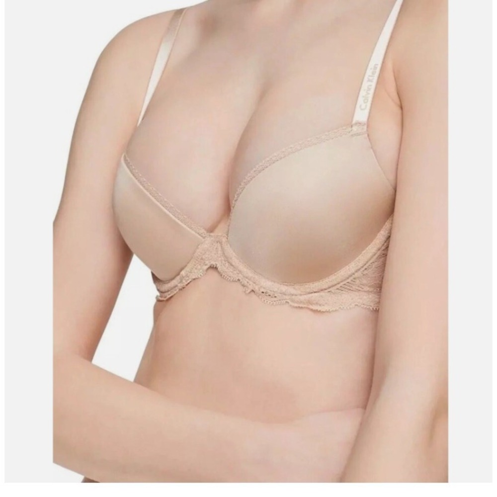 Calvin Klein Seductive Comfort Lift Demi Underwire Bra Style QF1444 Bare 30D New